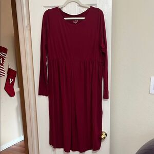 Pink/burgundy maternity dress